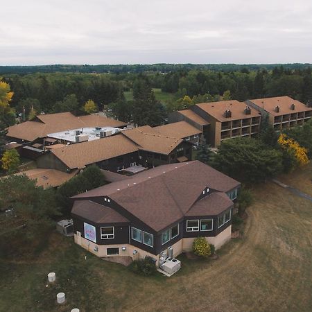 Elkhorn Resort, Spa, And Conference Centre Wasagaming Extérieur photo