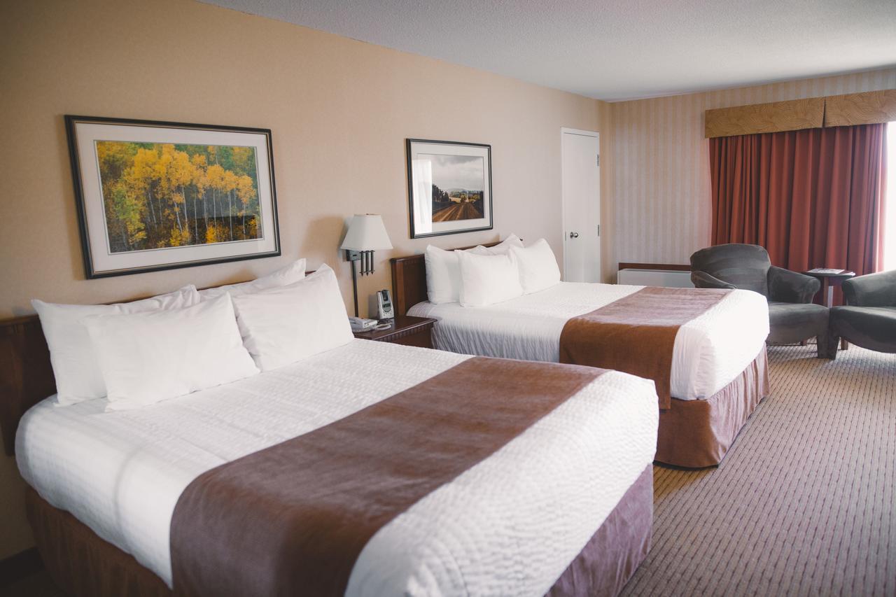 Elkhorn Resort, Spa, And Conference Centre Wasagaming Extérieur photo